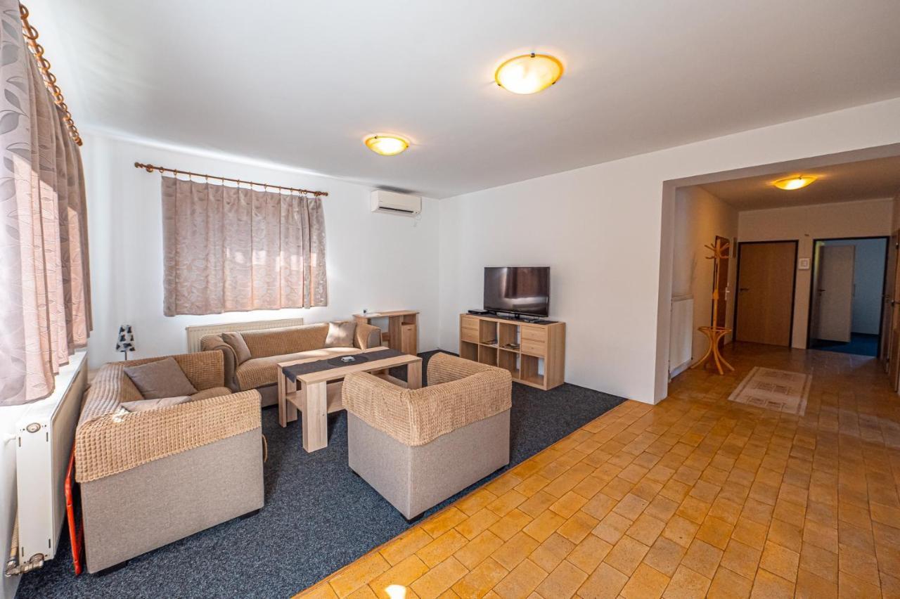 Xlsuite Apartment Comfort بييشتِني المظهر الخارجي الصورة