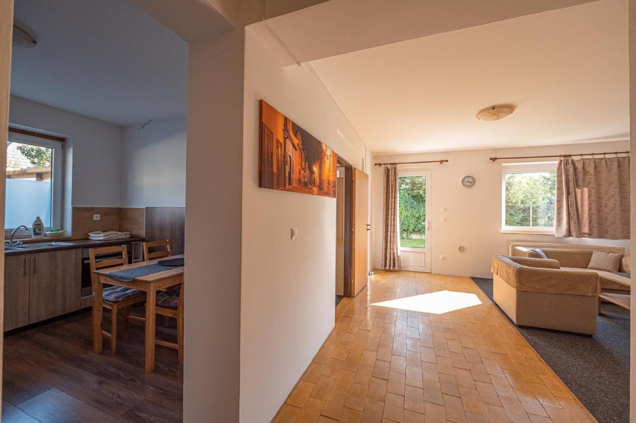 Xlsuite Apartment Comfort بييشتِني المظهر الخارجي الصورة