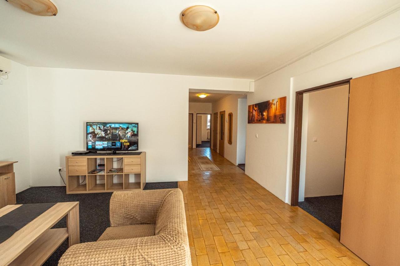 Xlsuite Apartment Comfort بييشتِني المظهر الخارجي الصورة